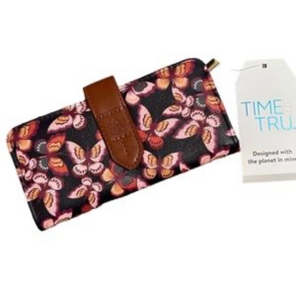 NWT Time and Tru Alexandra Black lilac butterflies Slim Faux leather Slim Wallet